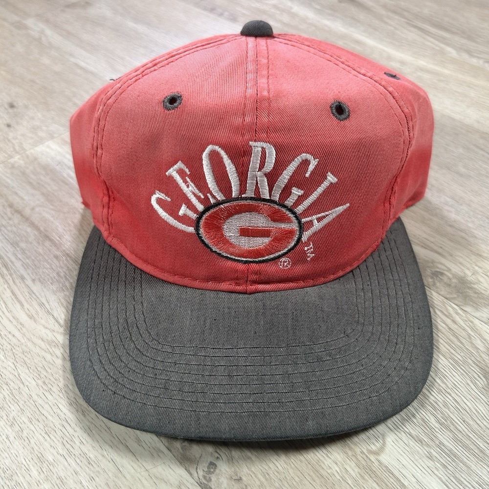 VTG Georgia Bulldogs Snapback Hat NCAA College Youngan Fits Small‎ Red Black Cap
